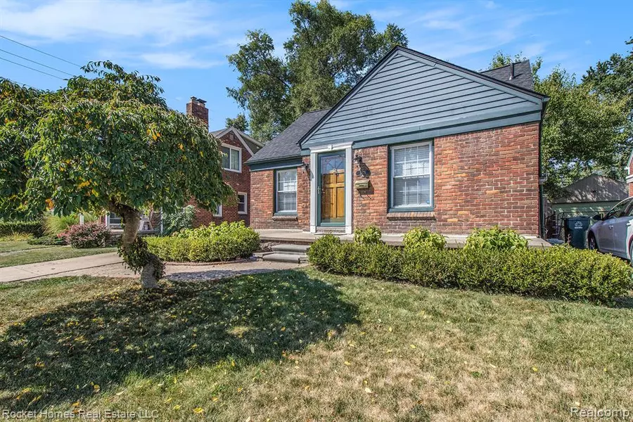3225 Royal Avenue, Berkley, MI 48072 1331