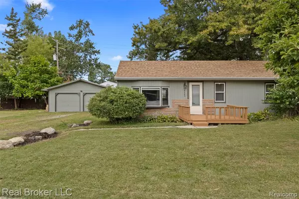 8483 Beatrice, Westland, MI 48185 1845