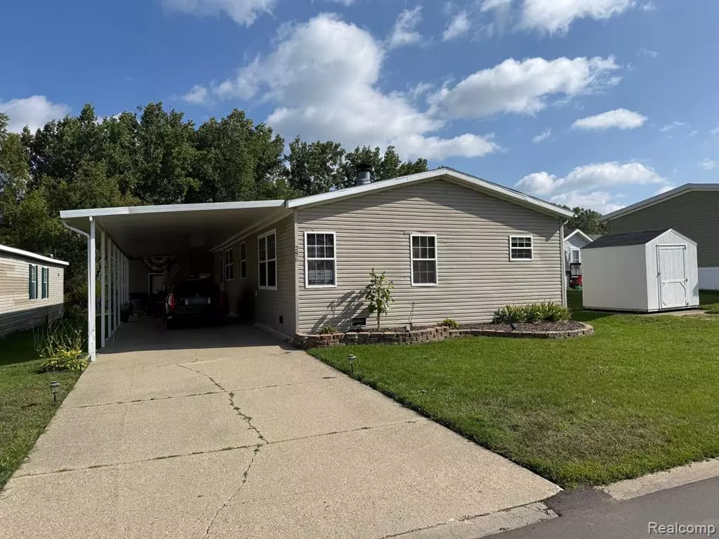 Grand Blanc, MI 48439 7037,256 Fox Chase Boulevard
