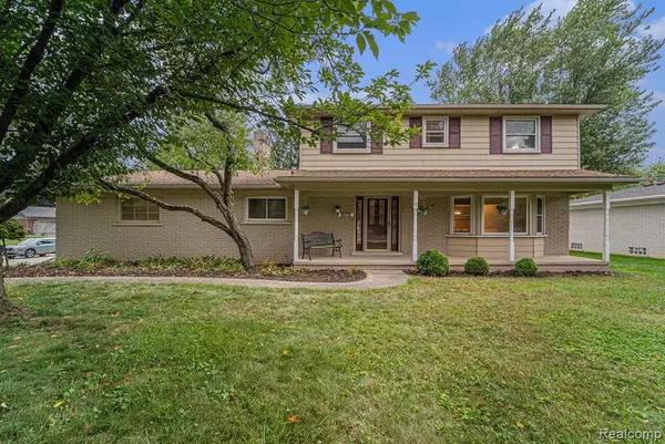 2072 Belle Vernon Drive, Rochester Hills, MI 48309 2125