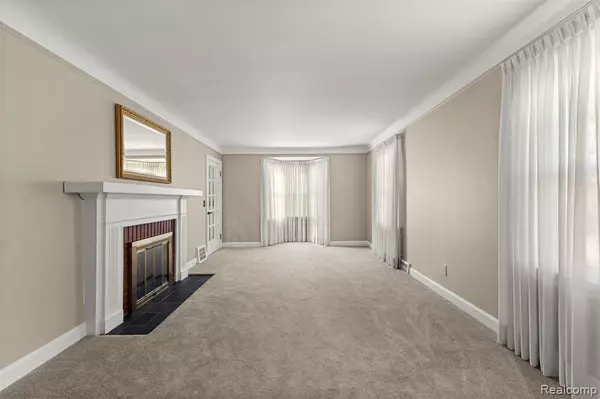 Allen Park, MI 48101 2056,15264 Harrison Avenue