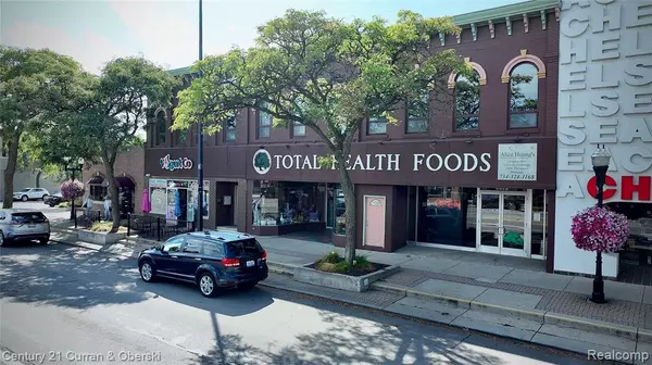 Wyandotte, MI 48192 5214,2948 Biddle Avenue