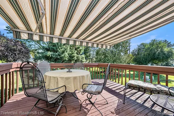 Novi, MI 48375 4031,22383 Chelsea Lane