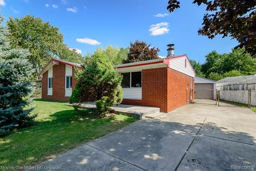 11137 Jackson Street, Belleville, MI 48111 3421