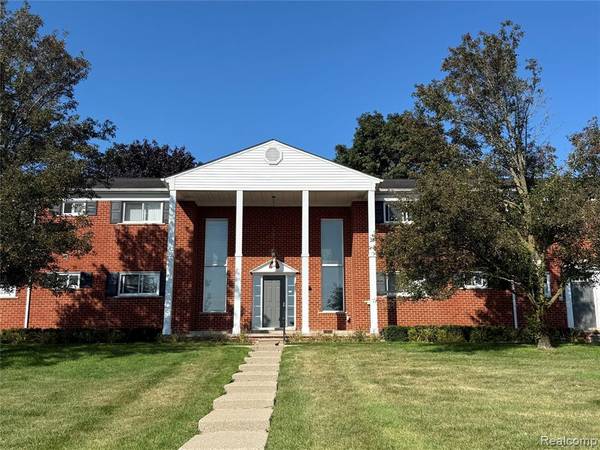 1099 Tienken Court, Rochester Hills, MI 48306 4357