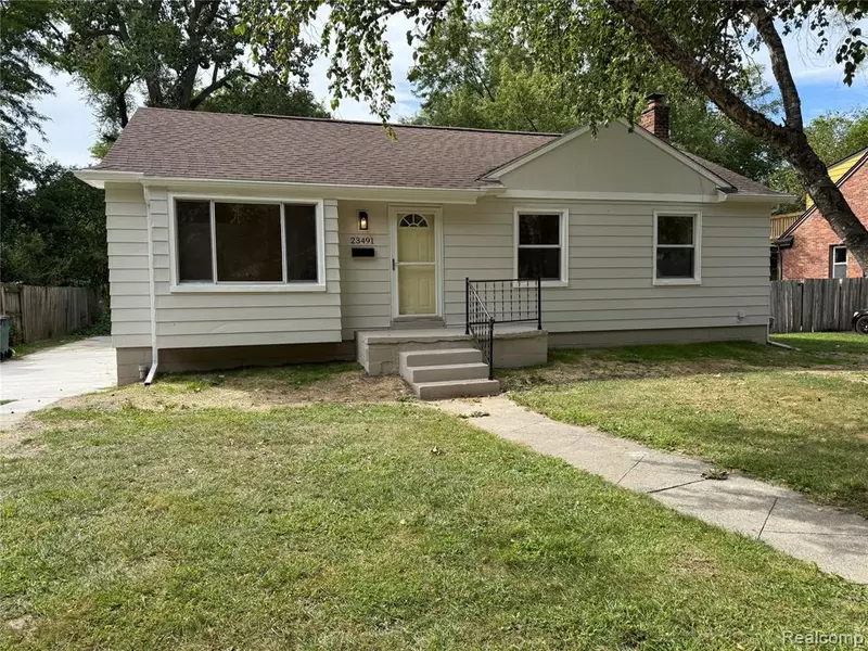 23491 Meadowlark Street, Oak Park, MI 48237 2264