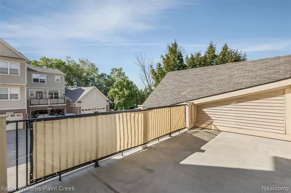 Waterford, MI 48327 4805,1358 Hillcrest Drive