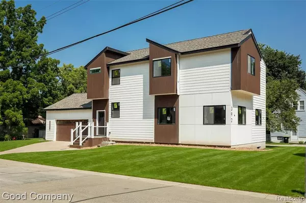 Auburn Hills, MI 48326 3257,392 S SQUIRREL Road