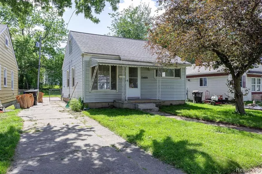 15489 DIXIE, Redford, MI 48239 3601