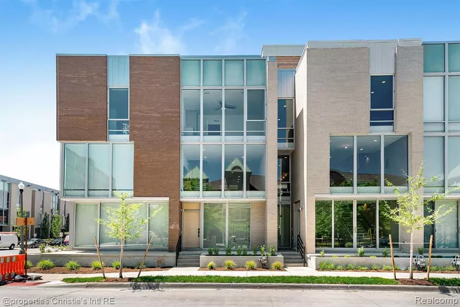 2805 Brush Street, Detroit, MI 48201 3142