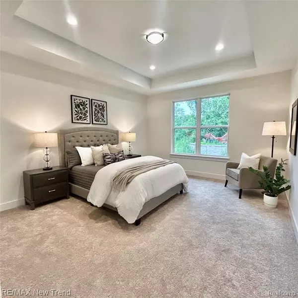 West Bloomfield, MI 48323,7836 Trailside Court