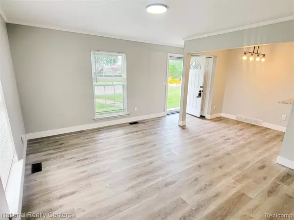 Sterling Heights, MI 48312 3650,35299 Terrybrook Drive