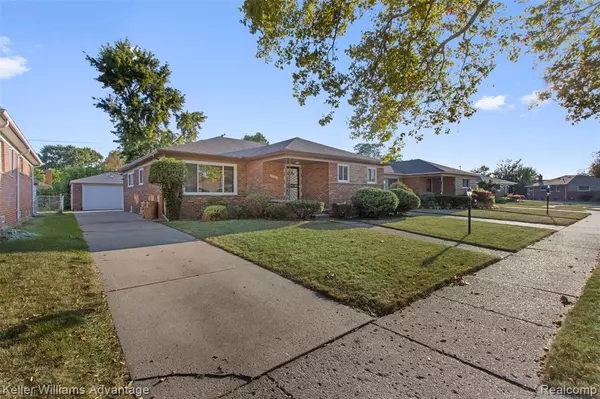 Oak Park, MI 48237 1996,15421 Park Street