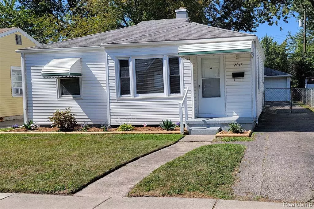 Ferndale, MI 48220 1517,2043 Pilgrim Street