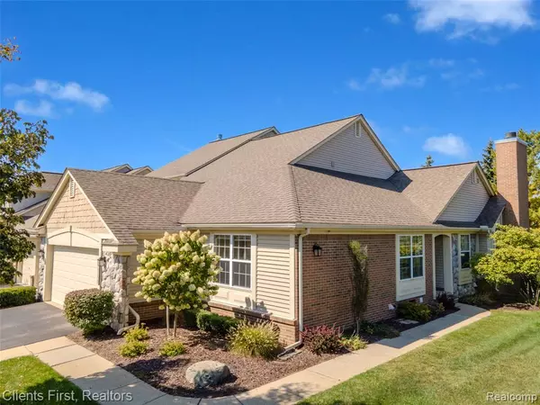 46509 Killarney Circle,  Canton,  MI 48188 3504