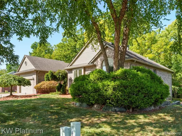 Clinton Township, MI 48036 4207,37829 Pocahontas Drive