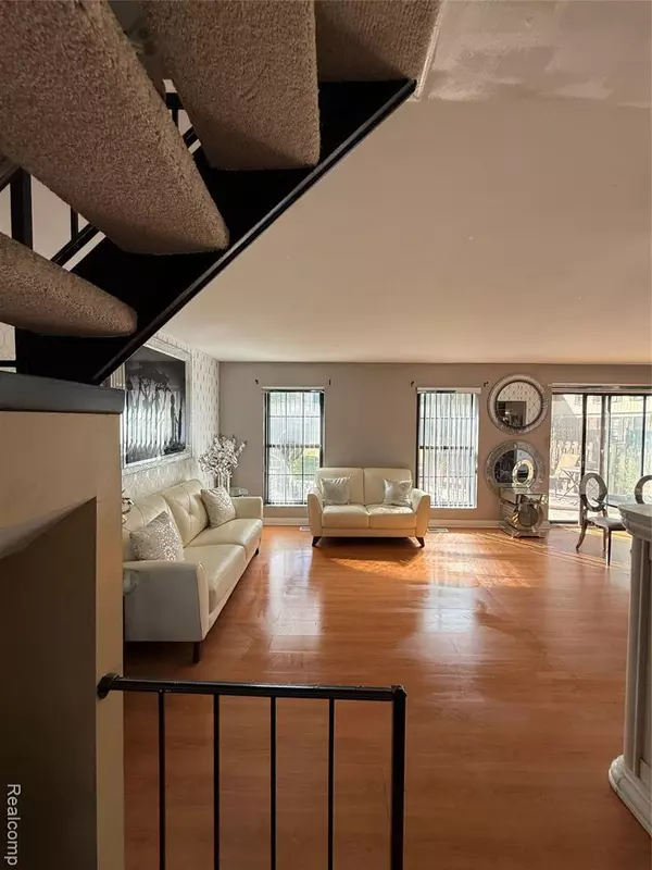 Warren, MI 48093 5521,31613 Bear Creek Boulevard