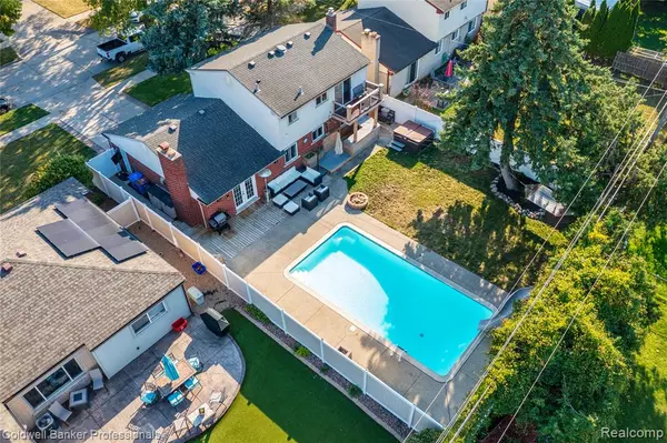 Warren, MI 48088 6045,14139 Huff Drive