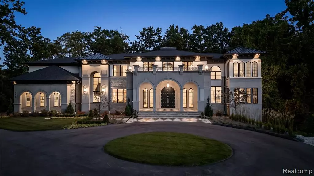 Bloomfield Hills, MI 48304,559 Barrington Park Drive