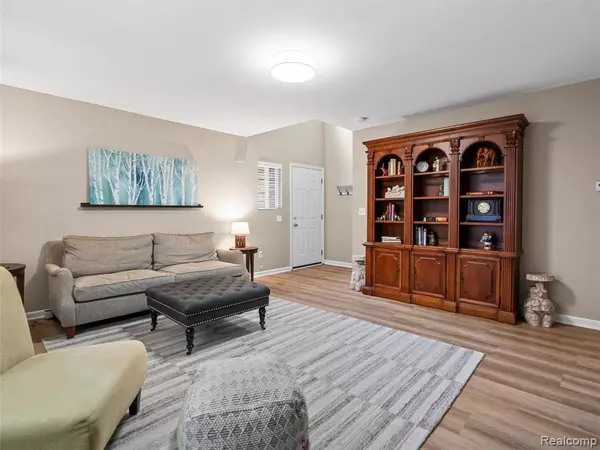 Clarkston, MI 48346 4171,4673 Christopher Pines Drive