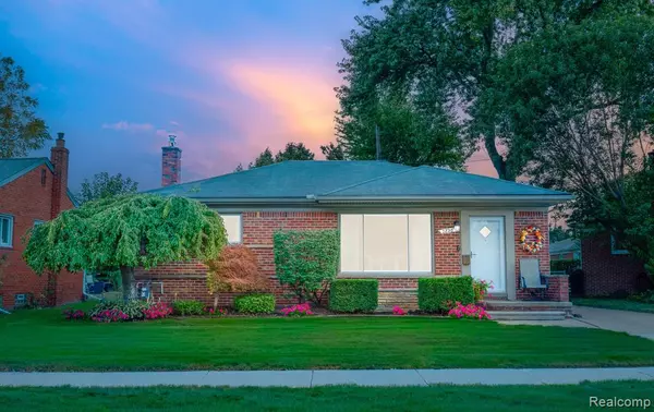 28718 Diesing Drive, Madison Heights, MI 48071 4542