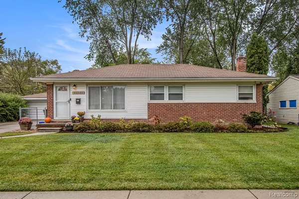 23571 Demley Drive, Clinton Township, MI 48035 2918