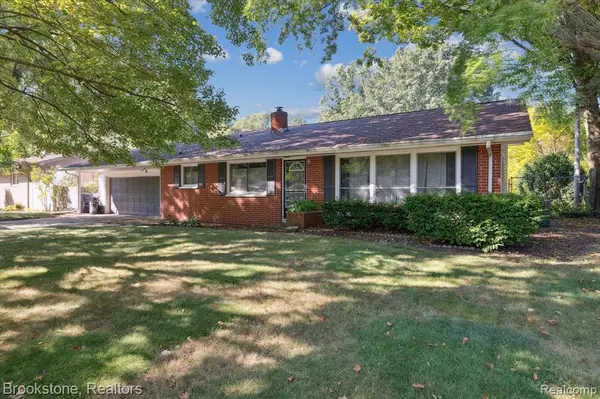 Saint Joseph, MI 49085 3009,2820 Marilyn Drive