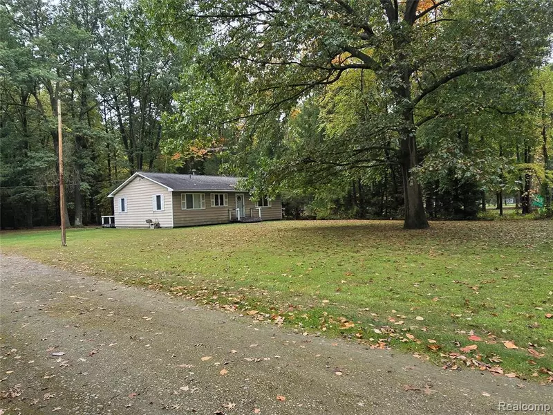 44611 Harris Road, Belleville, MI 48111 8938