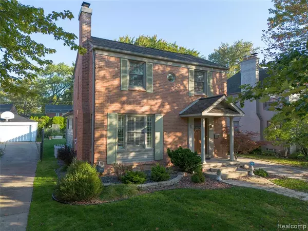 450 Roland Road, Grosse Pointe Farms, MI 48236 2846