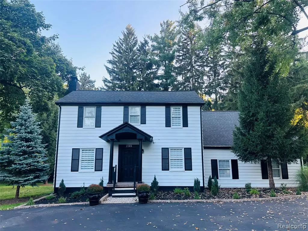 Bloomfield Hills, MI 48302 0172,1785 Ward Road