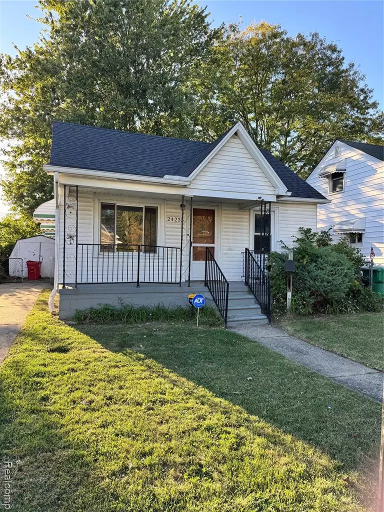 Eastpointe, MI 48021 3336,24235 Shakespeare Avenue