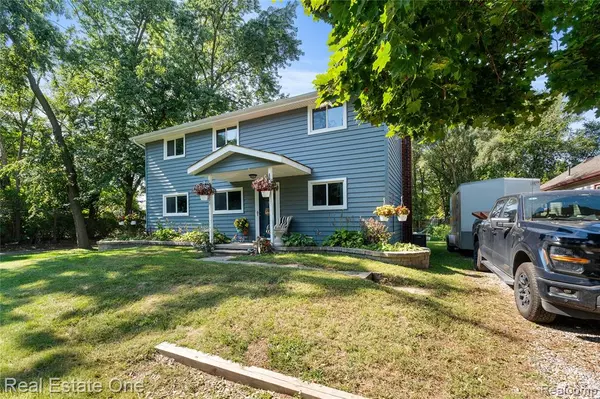 Romulus, MI 48174 1107,12118 Craig Street