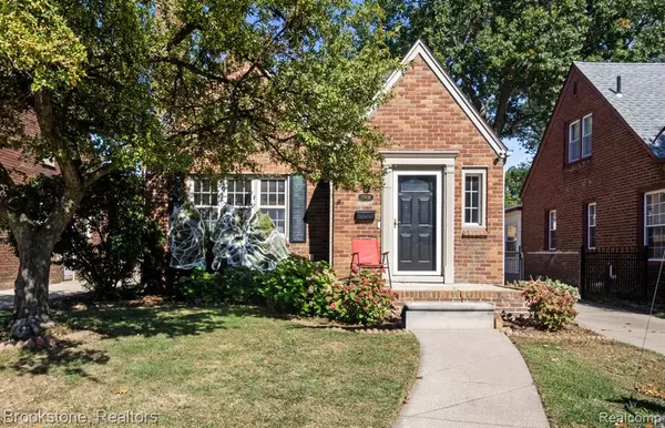 Dearborn, MI 48128 1715,23636 Buckingham Street