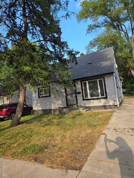 6137 McGuire Avenue, Taylor, MI 48180