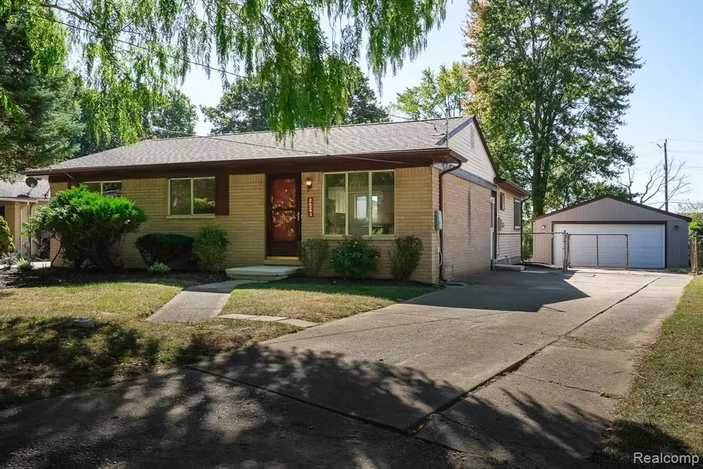 Southfield, MI 48033 3633,26293 Shiawassee Road