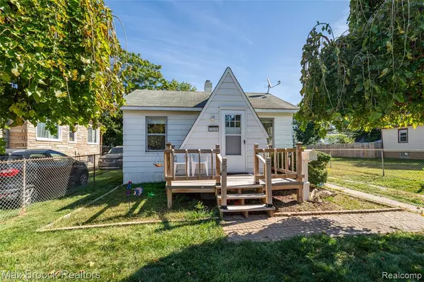 23376 Harding Avenue, Hazel Park, MI 48030 1517