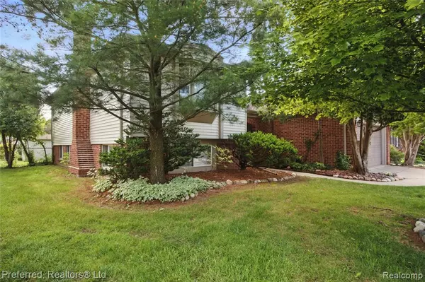 Canton, MI 48187 1956,8530 Elmhurst Street