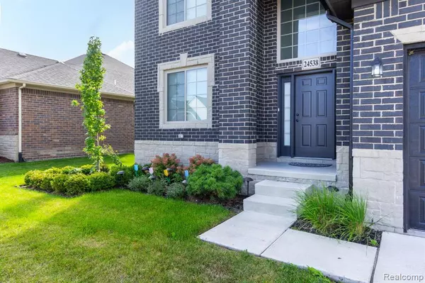 Macomb, MI 48042 4733,24538 Brookshire Drive