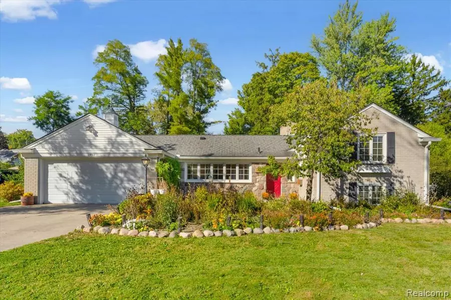 1450 Wiltshire Road, Berkley, MI 48072 2140