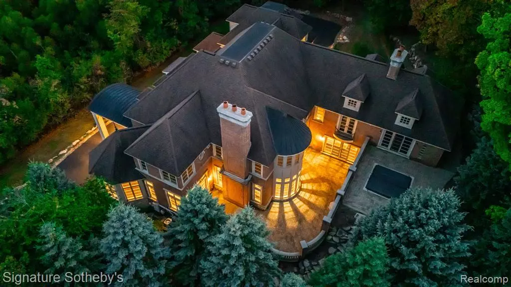 2759 Turtle Rid Drive, Bloomfield Hills, MI 48302 0735