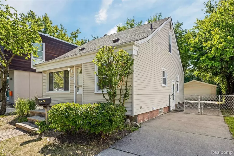 3411 Chester Road, Royal Oak, MI 48073 2123