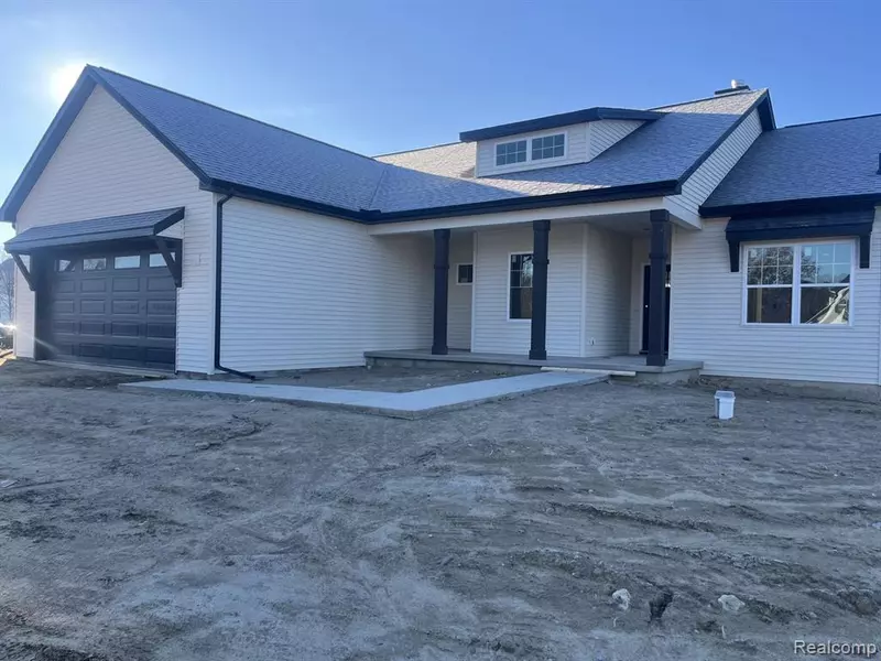 2878 Clivedon Road, Howell, MI 48843