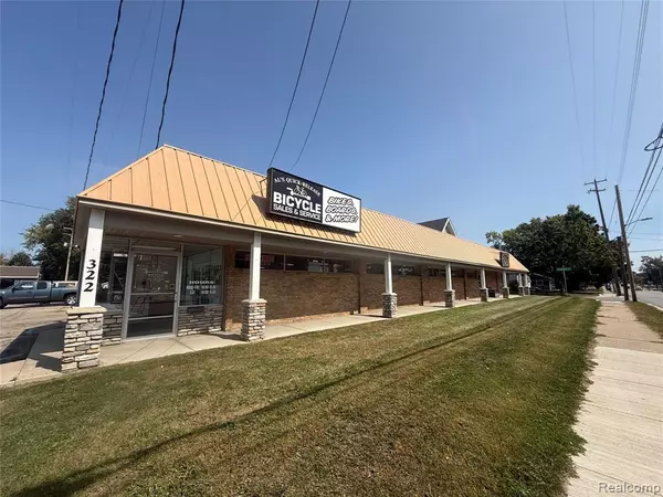 Davison, MI 48423 1060,320 W Flint Street