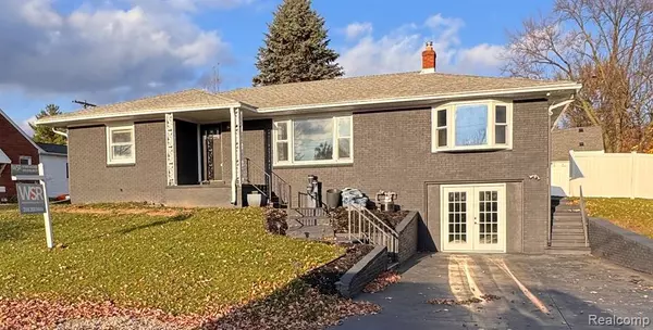 Flat Rock, MI 48134 1153,26980 James Avenue