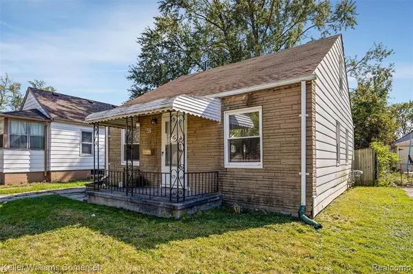 Warren, MI 48089 2304,8082 Packard Avenue