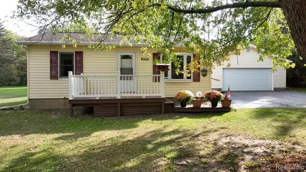 6444 Lucas Road, Flint, MI 48506 1223