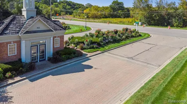 Grand Blanc, MI 48439,124 Woodfield Parkway