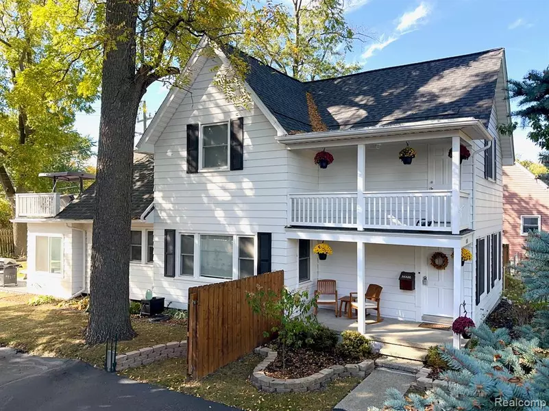 1018 E. 12 Mile Rd, Royal Oak, MI 48073