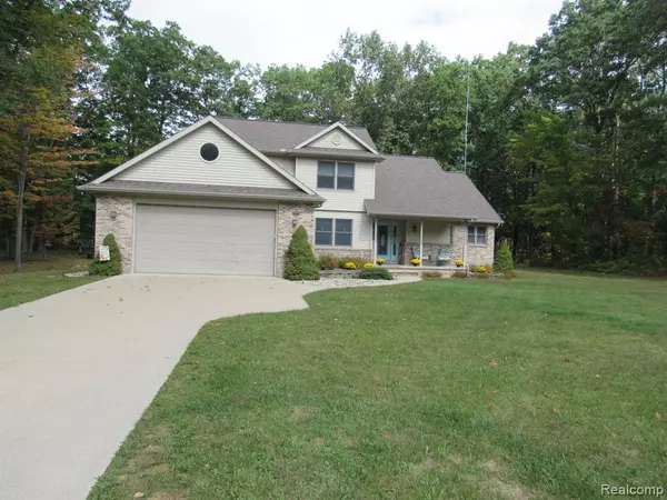 Houghton Lake, MI 48629 7520,6222 W EMERY Road