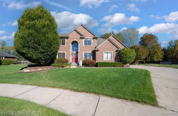 Macomb, MI 48044 5652,18483 Tarpey Drive